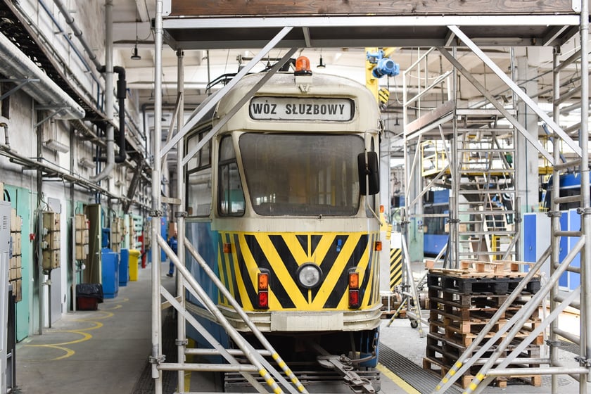 Zabytkowa hala na zajezdni Borek, lato 2025