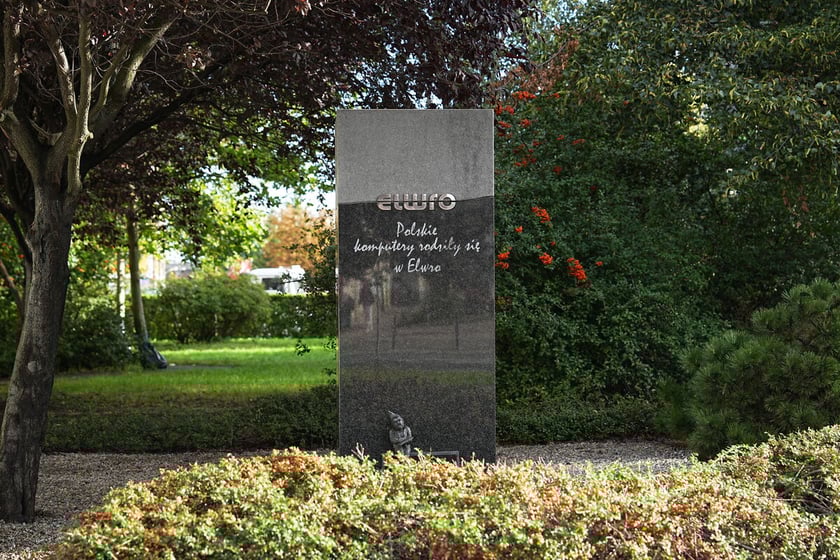 Obelisk na skwerze ELWRO. Wrocław, 17 września 2025