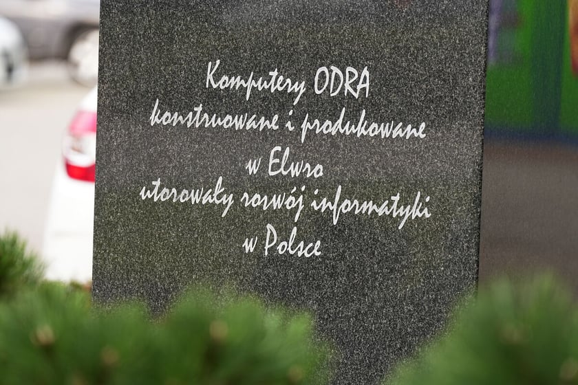 Obelisk na skwerze ELWRO. Wrocław, 17 września 2025