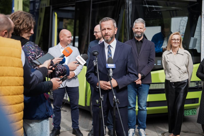 Tomasz Pacan, prezes spółki Blees, opowiada o autonomicznym pojeździe Blees BB-1
