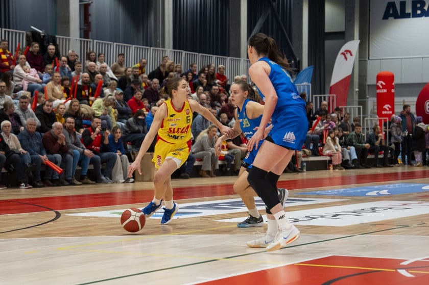 Z meczu ligowego Ślęzy w hali na Kłokoczycach, sezon 2024/2025