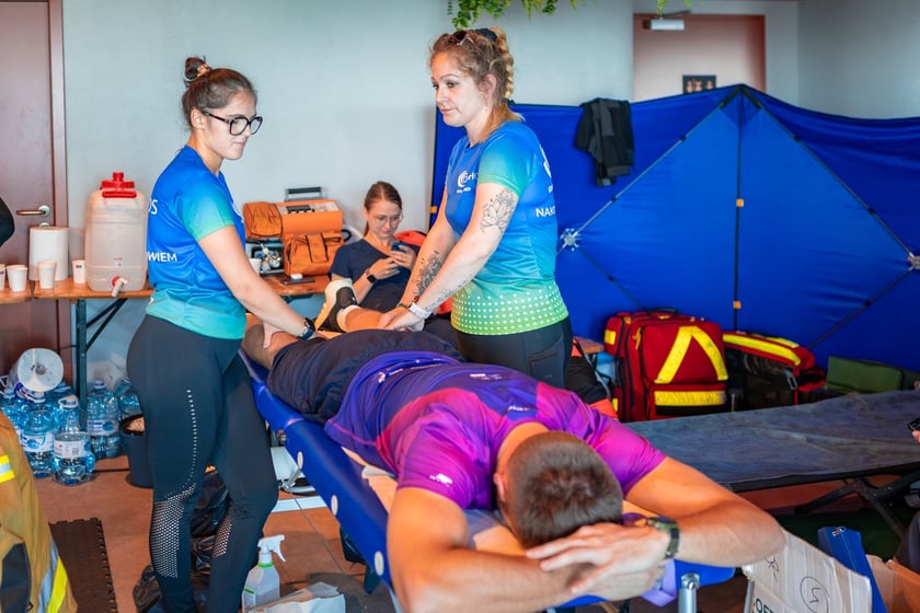 Uczestnicy 10. Sky Tower Run we Wrocławiu