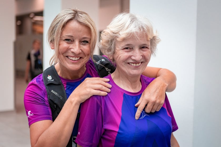 Uczestnicy 10. Sky Tower Run we Wrocławiu