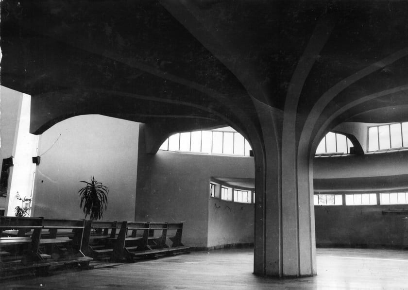 Kości&oacute;ł św. Wawrzyńca przy ul. Bujwida - wnętrze