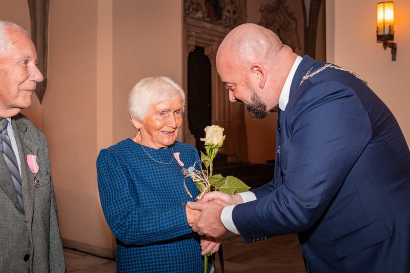 Wręczenie gratulacji parom z przeszlo 50-letnim stażem - 30 września 2025