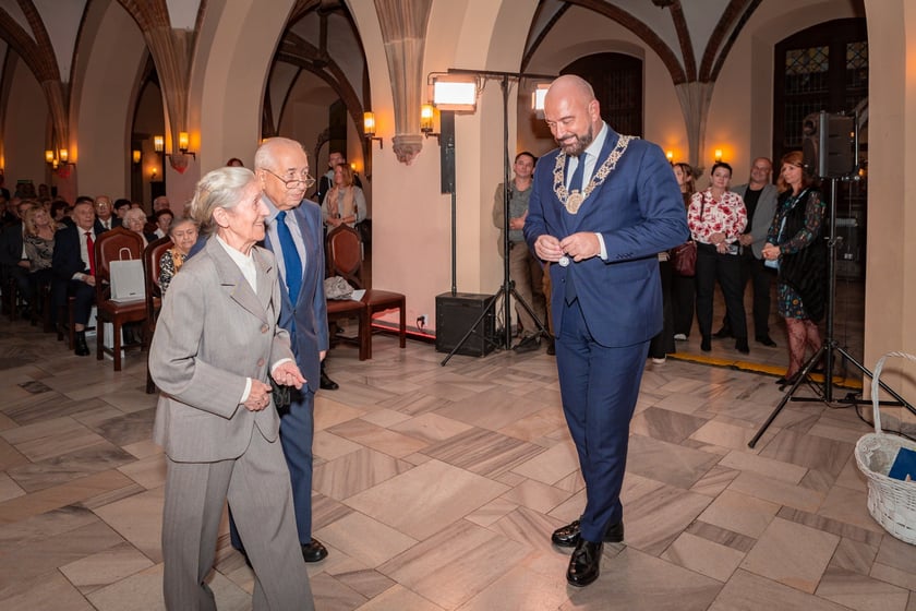 Wręczenie gratulacji parom z przeszlo 50-letnim stażem - 30 września 2025