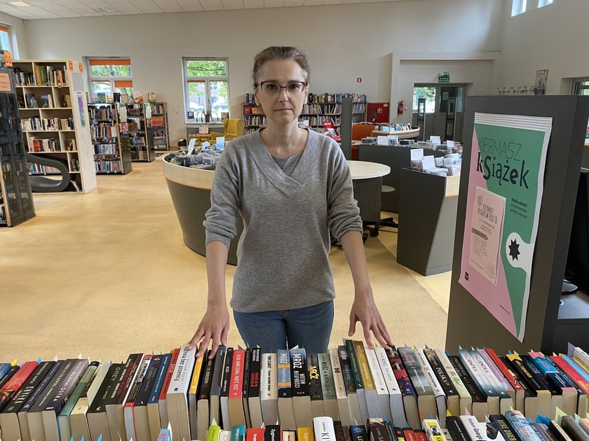 Kiermasz książek w bibliotece przy ul. Grabiszyńskiej we Wrocławiu