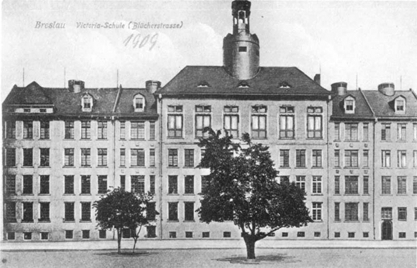 Budynek szkoły - 1909 r.