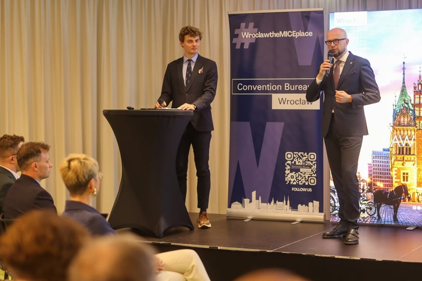 Na zdjęciach IV edycja programu &bdquo;Od pola na wrocławski st&oacute;ł&rdquo; we wrocławskim Novotelu