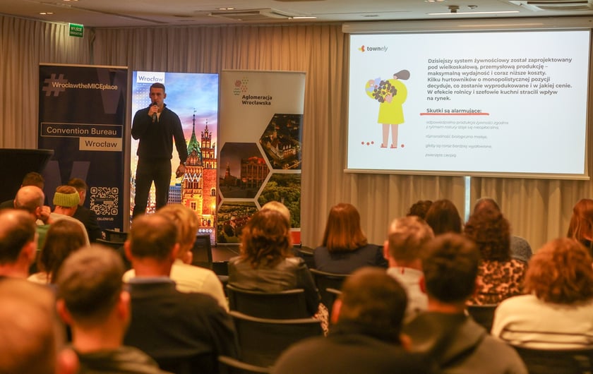 Na zdjęciach IV edycja programu &bdquo;Od pola na wrocławski st&oacute;ł&rdquo; we wrocławskim Novotelu