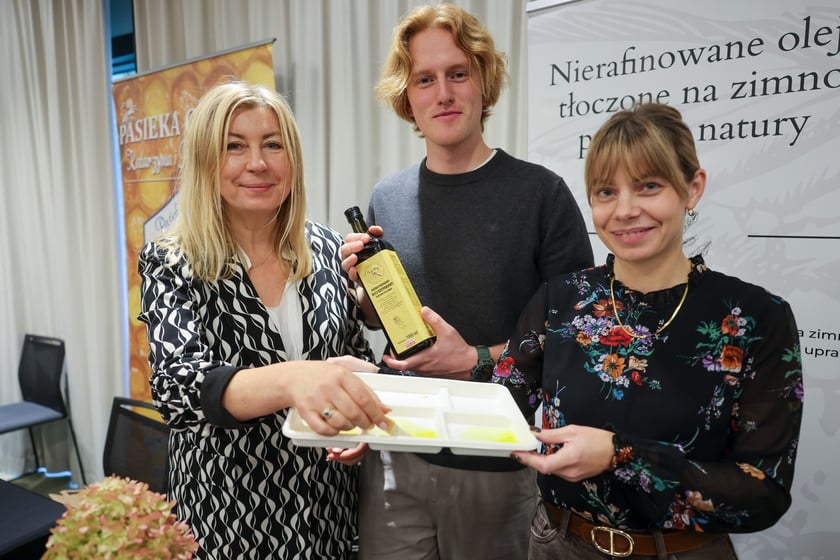 Na zdjęciach IV edycja programu &bdquo;Od pola na wrocławski st&oacute;ł&rdquo; we wrocławskim Novotelu