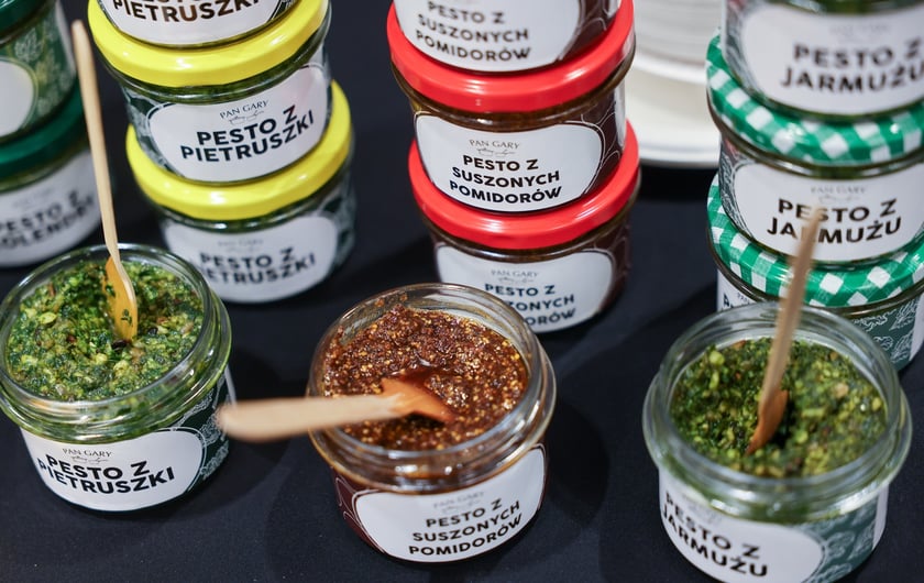 Na zdjęciach IV edycja programu &bdquo;Od pola na wrocławski st&oacute;ł&rdquo; we wrocławskim Novotelu