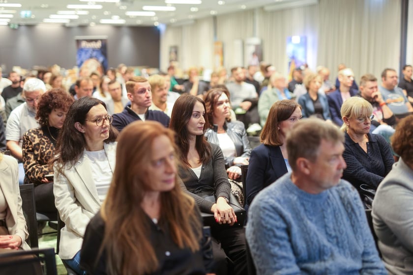 Na zdjęciach IV edycja programu &bdquo;Od pola na wrocławski st&oacute;ł&rdquo; we wrocławskim Novotelu
