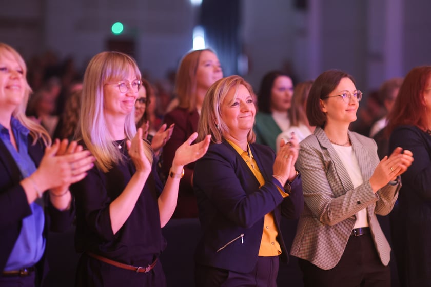 Dzień Edukacji Narodowej. Wręczenie Nagród Prezydenta Wrocławia nauczycielom wrocławskich szkół i przedszkoli