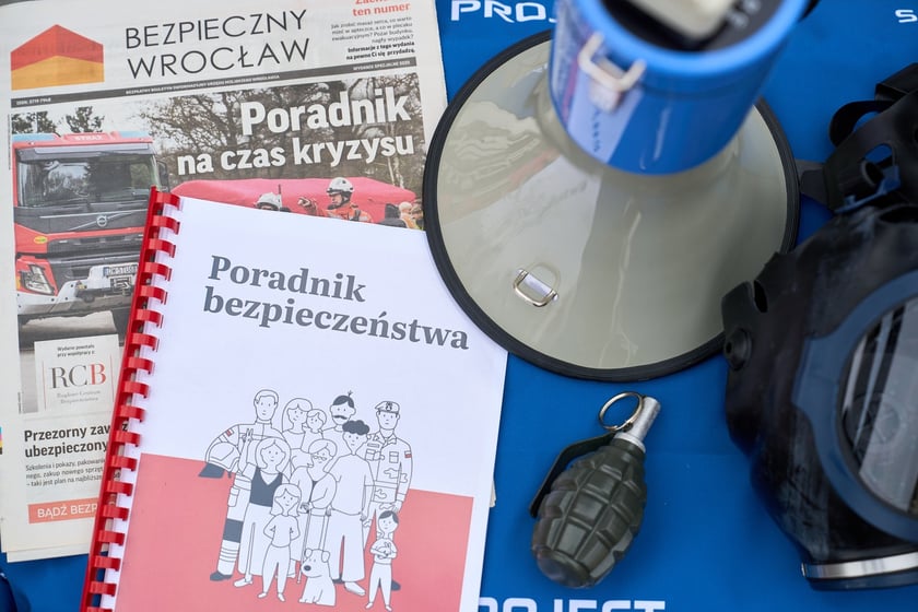 Bezpłatne warsztaty z zakresu ochrony ludności i obrony cywilnej dla mieszkańców Wrocławia - konferencja prasowa 21.10.2025