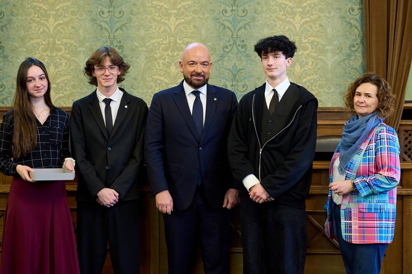 Pierwsza sesja VIII kadencji Młodzieżowej Rady Miasta Wrocławia - 23.10.2025