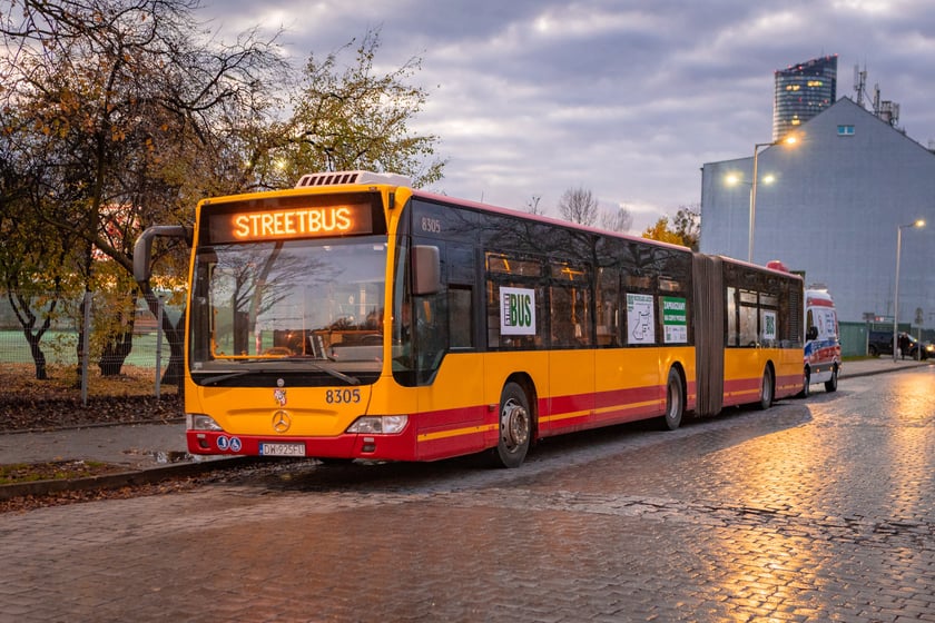 Streetbus znów w trasie. Mobilna pomoc dla osób w kryzysie bezdomności - 3.11.2025