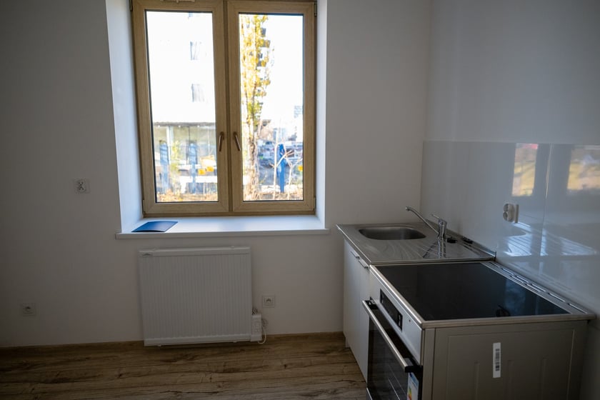 100-letni budynek przy ul. Wilczej już po remoncie. W mieszkaniach komunalnych zamieszka w nim 27 rodzin