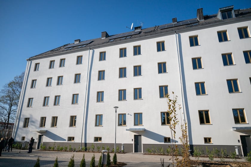 100-letni budynek przy ul. Wilczej już po remoncie. W mieszkaniach komunalnych zamieszka w nim 27 rodzin