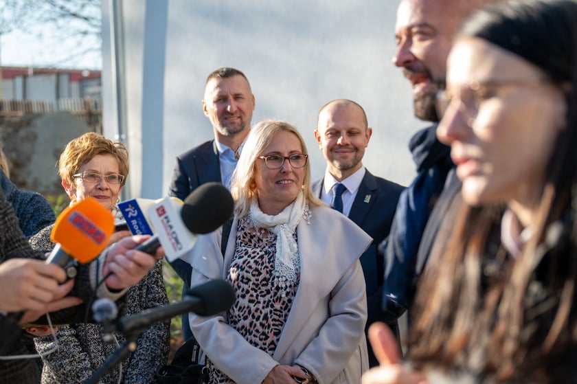 100-letni budynek przy ul. Wilczej już po remoncie. W mieszkaniach komunalnych zamieszka w nim 27 rodzin