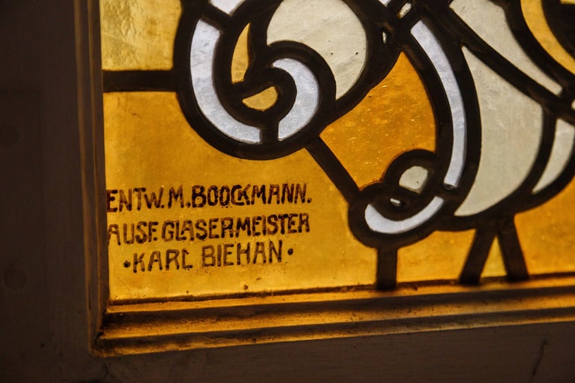 Neobarokowy gmach pod adresem Powstańców Śląskich 134-138, widok z roku 2025