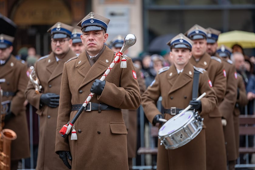 Oficjalne obchody Święta Niepodległości na wrocławskim Rynku