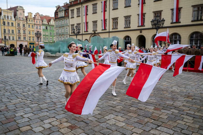 Finał Radosnej Parady Niepodległości w Rynku
