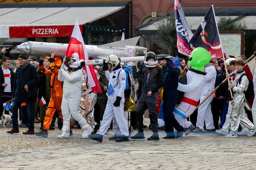 Finał Radosnej Parady Niepodległości w Rynku