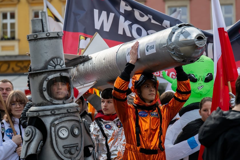 Finał Radosnej Parady Niepodległości w Rynku