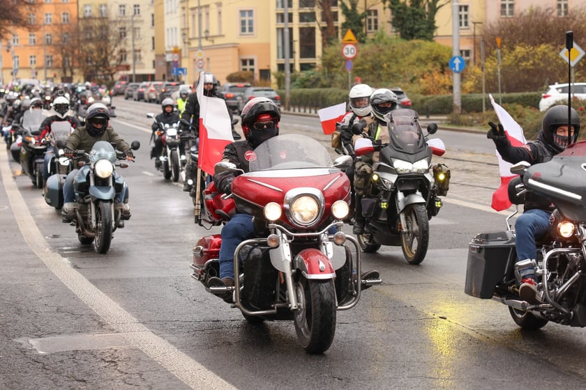 Kawalkada motocykli z okazji Święta Niepodległości we Wrocławiu, 11 listopada 2025