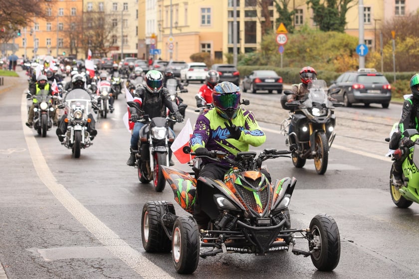Kawalkada motocykli z okazji Święta Niepodległości we Wrocławiu, 11 listopada 2025