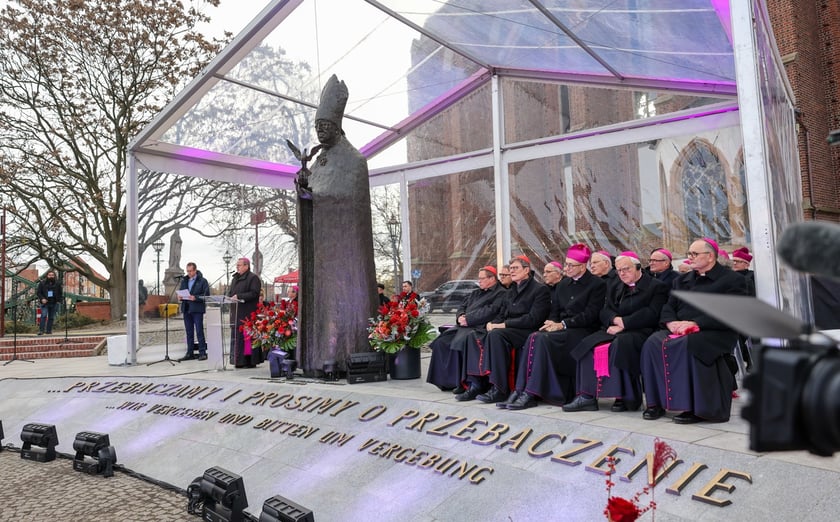 Obchody 60. rocznicy ogłoszenia Orędzia biskupów polskich do biskupów niemieckich we Wrocławiu
