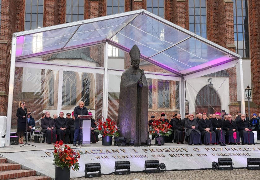 Obchody 60. rocznicy ogłoszenia Orędzia biskupów polskich do biskupów niemieckich we Wrocławiu
