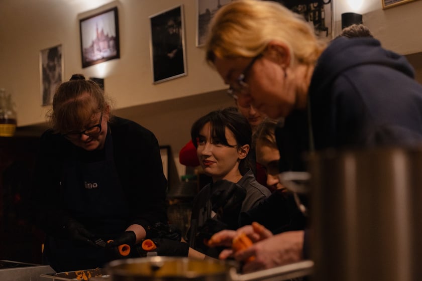Studenci odtwarzają staropolskie przepisy kulinarne