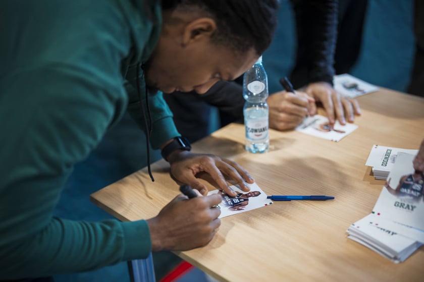 Koszykarze Śląska Wrocław odwiedzili uczniów V LO