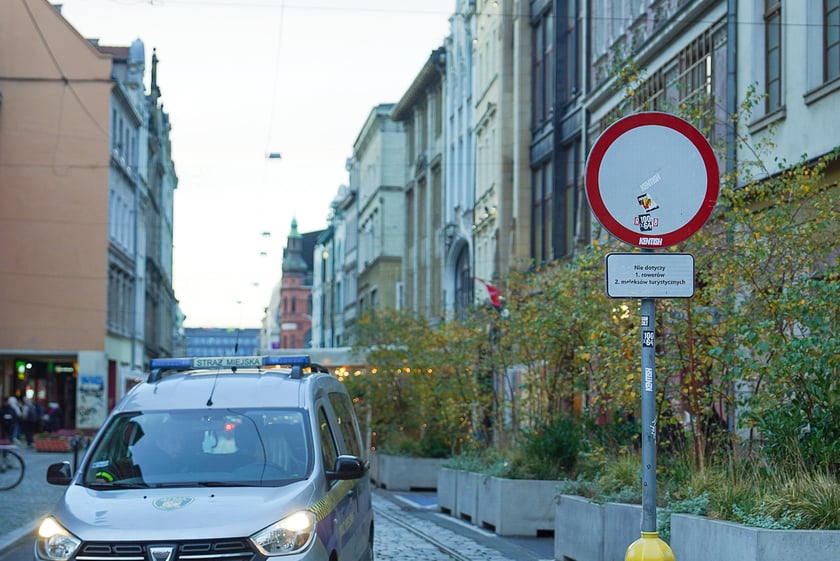 Plac Solny w dniu otwarcia Wrocławskiego Jarmarku Bożonarodzeniowego, 21 listopada 2025