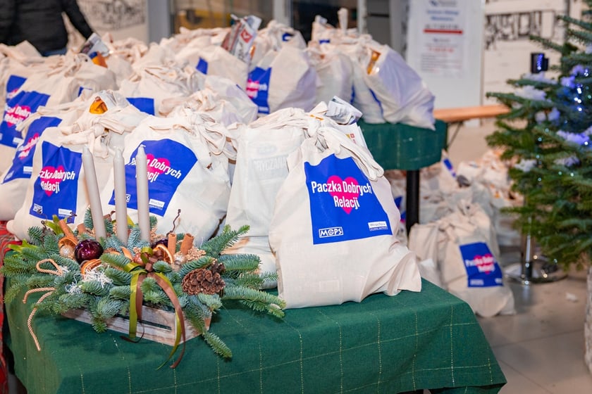 Spotkanie w ramach akcji charytatywnej "Paczki Dobrych Relacji"