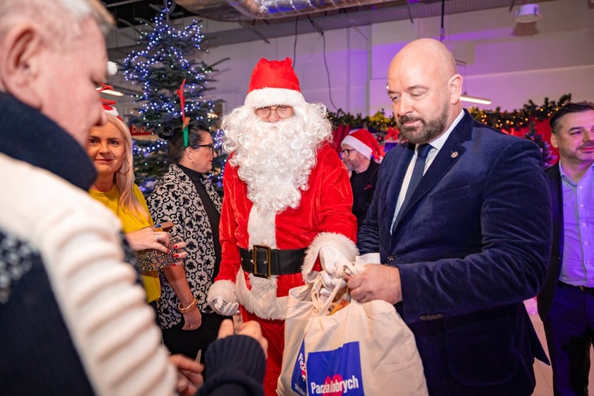 Spotkanie w ramach akcji charytatywnej "Paczki Dobrych Relacji"