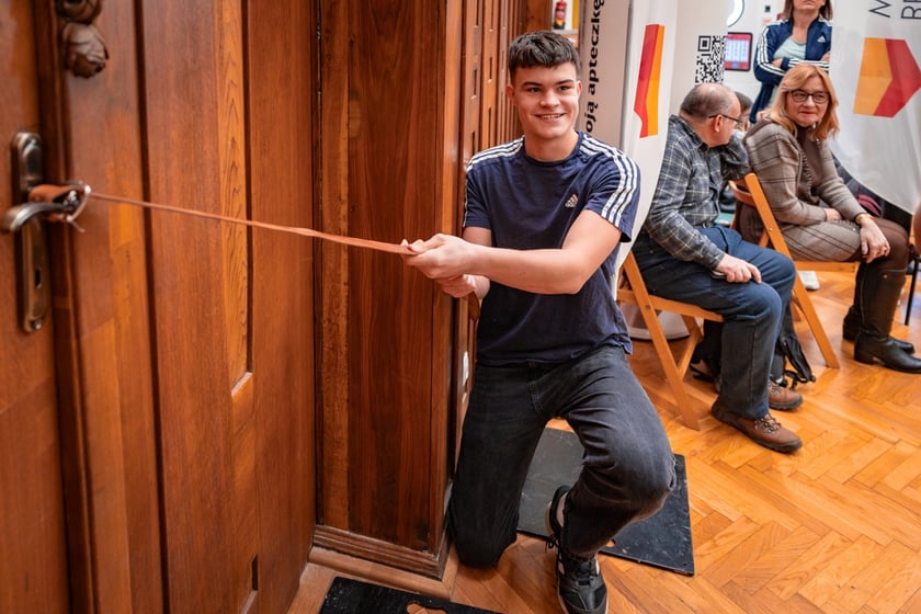 Szkolenie w ramach programu "Bezpieczny Wrocław" w I LO we Wrocławiu