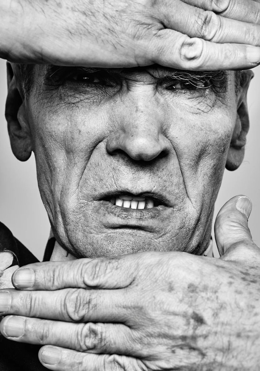 Zdjęcie Bartka Sadowskiego i jednocześnie jeden z plakatów do kupienia w jego galerii