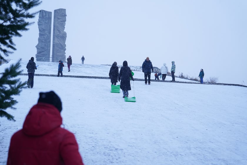 Zimowe aktywności na G&oacute;rce Oporowskiej