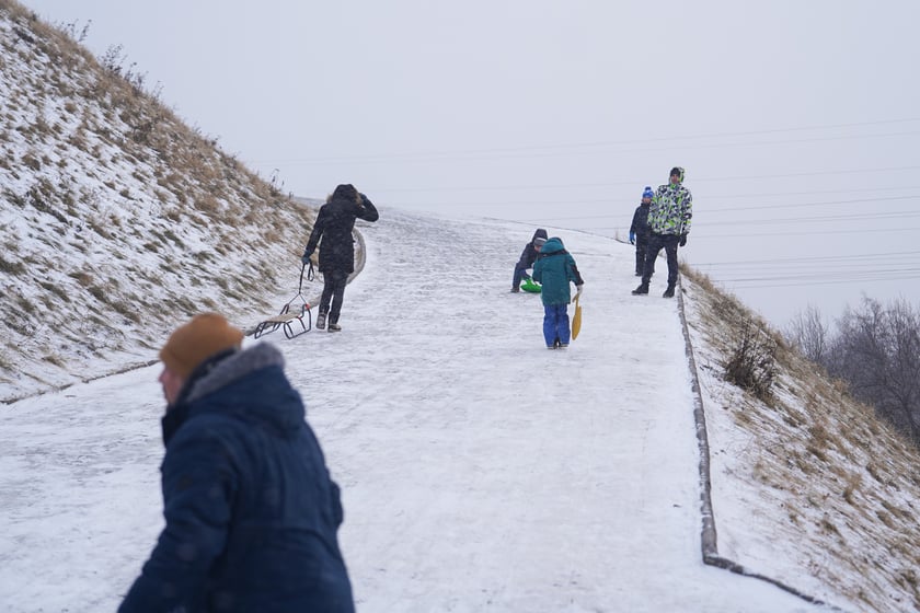 Zimowe aktywności na G&oacute;rce Oporowskiej