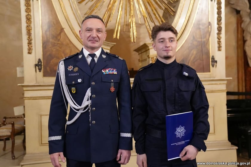 Uroczystość zaślubin nowych policjantów w Oratorium Marianum