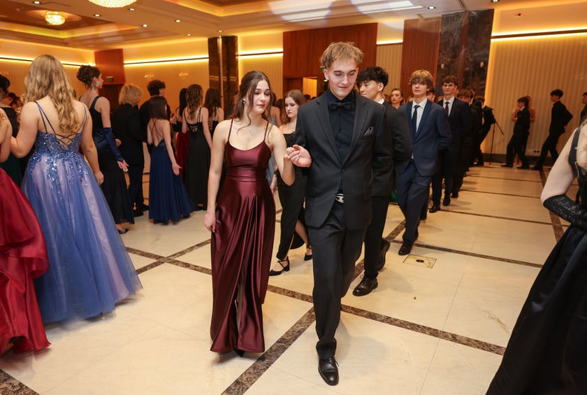 Bal studniówkowy uczniów IV LO we Wrocławiu