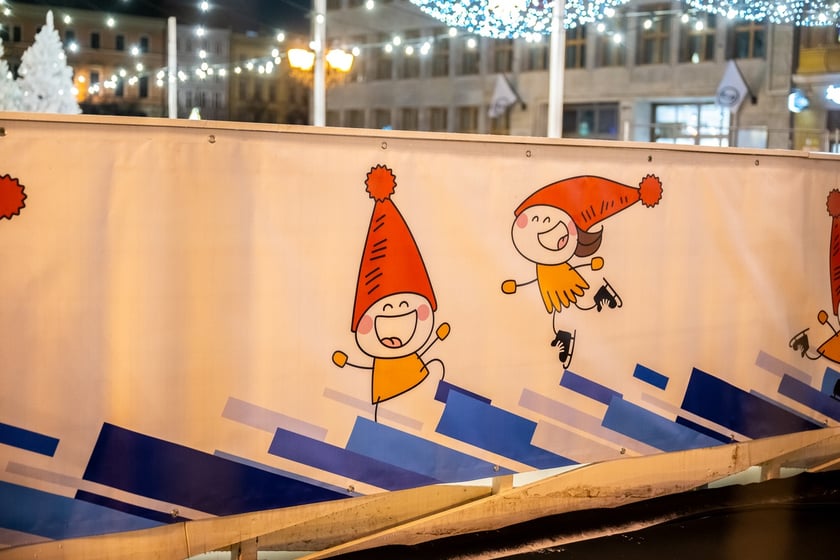 Lodowisko w Rynku we Wrocławiu nocą