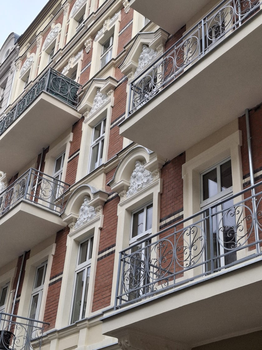 Kamienica przy ul. Kluczborskiej 12 we Wrocławiu po metamorfozie