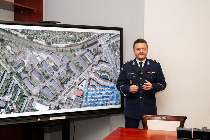 Podpisanie porozumienia  ws. budowy nowej komendy wojewódzkiej policji we Wrocławiu