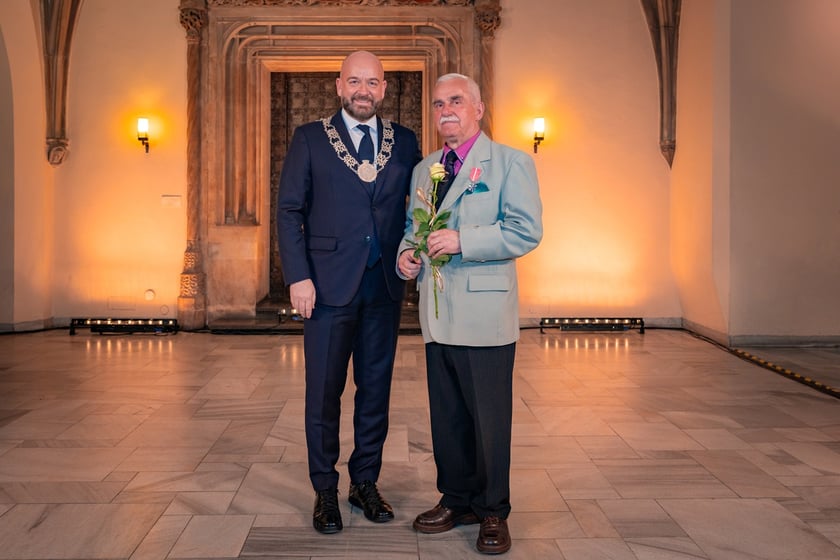 Uroczystość wręczenia medali za Długoletnie Pożycie Małżeńskie w Ratuszu we Wrocławiu