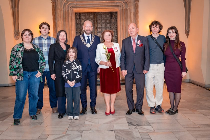 Uroczystość wręczenia medali za Długoletnie Pożycie Małżeńskie w Ratuszu we Wrocławiu