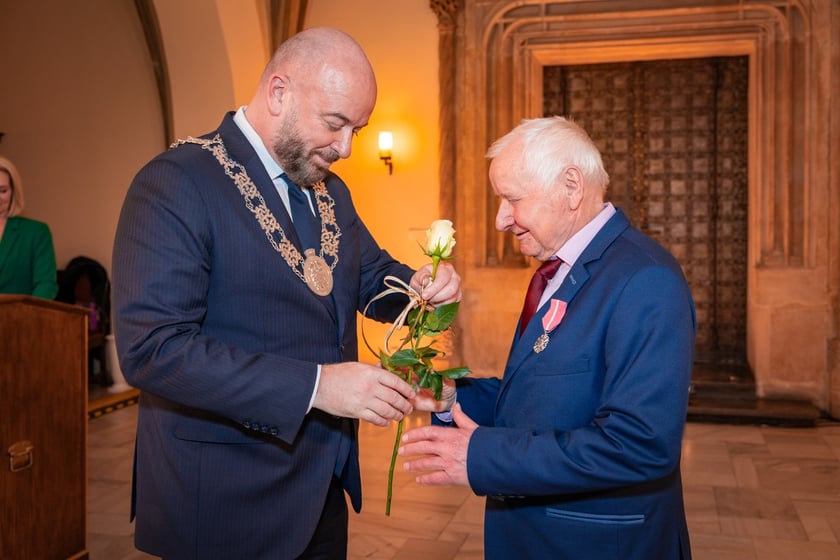 Uroczystość wręczenia medali za Długoletnie Pożycie Małżeńskie w Ratuszu we Wrocławiu